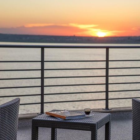 Lake Boutique Apartments & Rooms Mamaia Luaran gambar