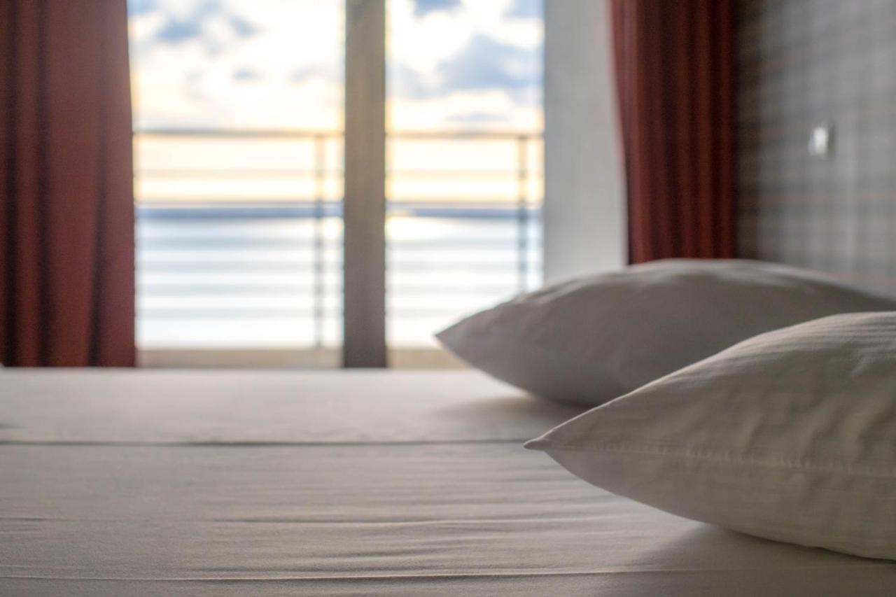 Lake Boutique Apartments & Rooms Mamaia Luaran gambar
