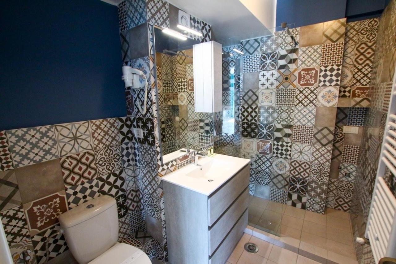 Lake Boutique Apartments & Rooms Mamaia Luaran gambar