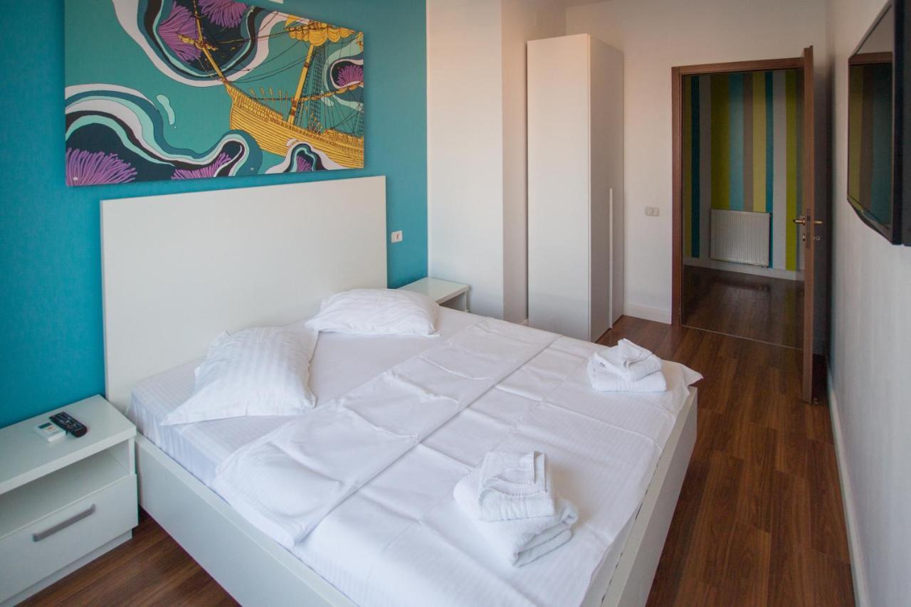 Lake Boutique Apartments & Rooms Mamaia Luaran gambar