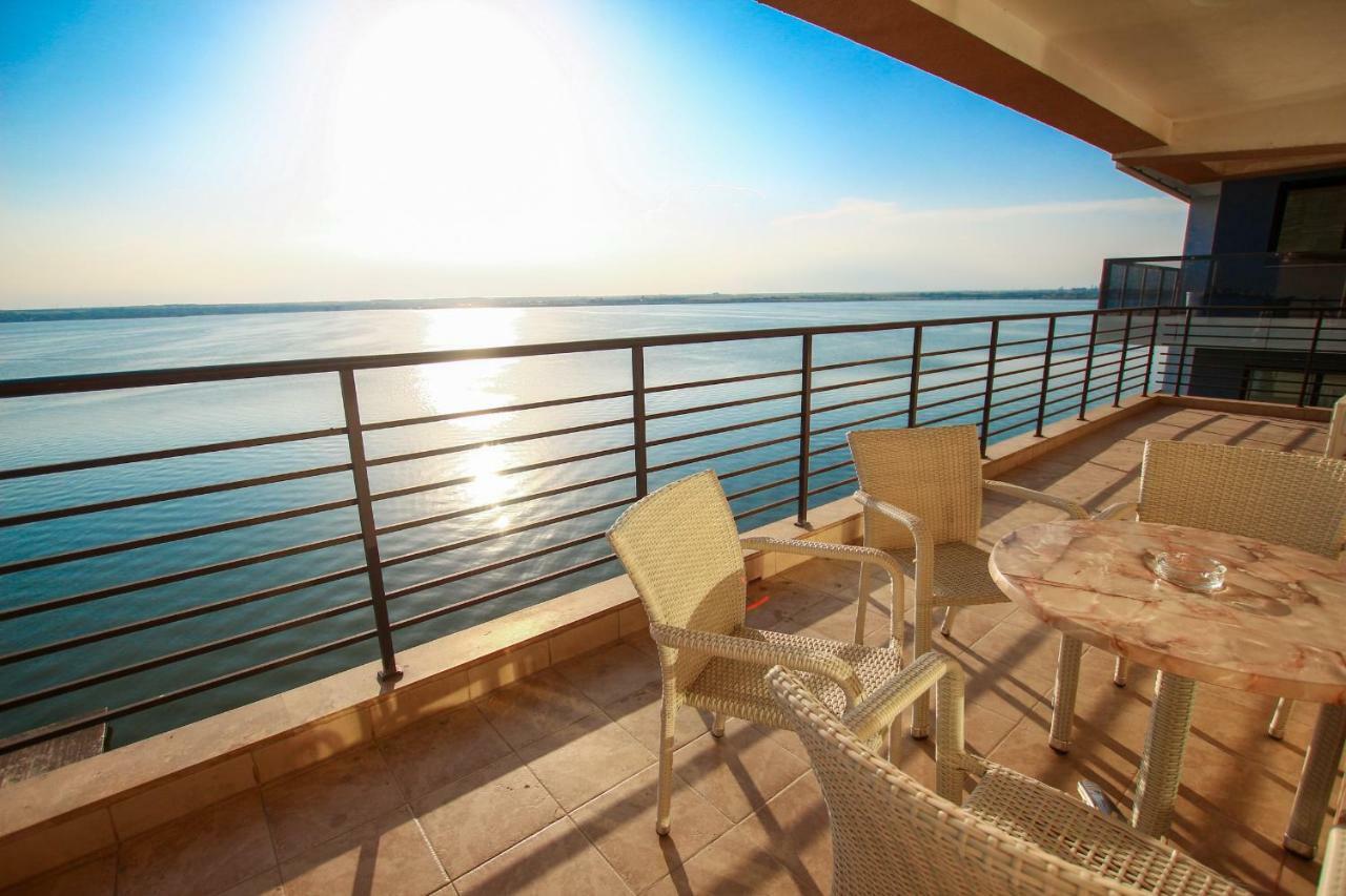 Lake Boutique Apartments & Rooms Mamaia Luaran gambar