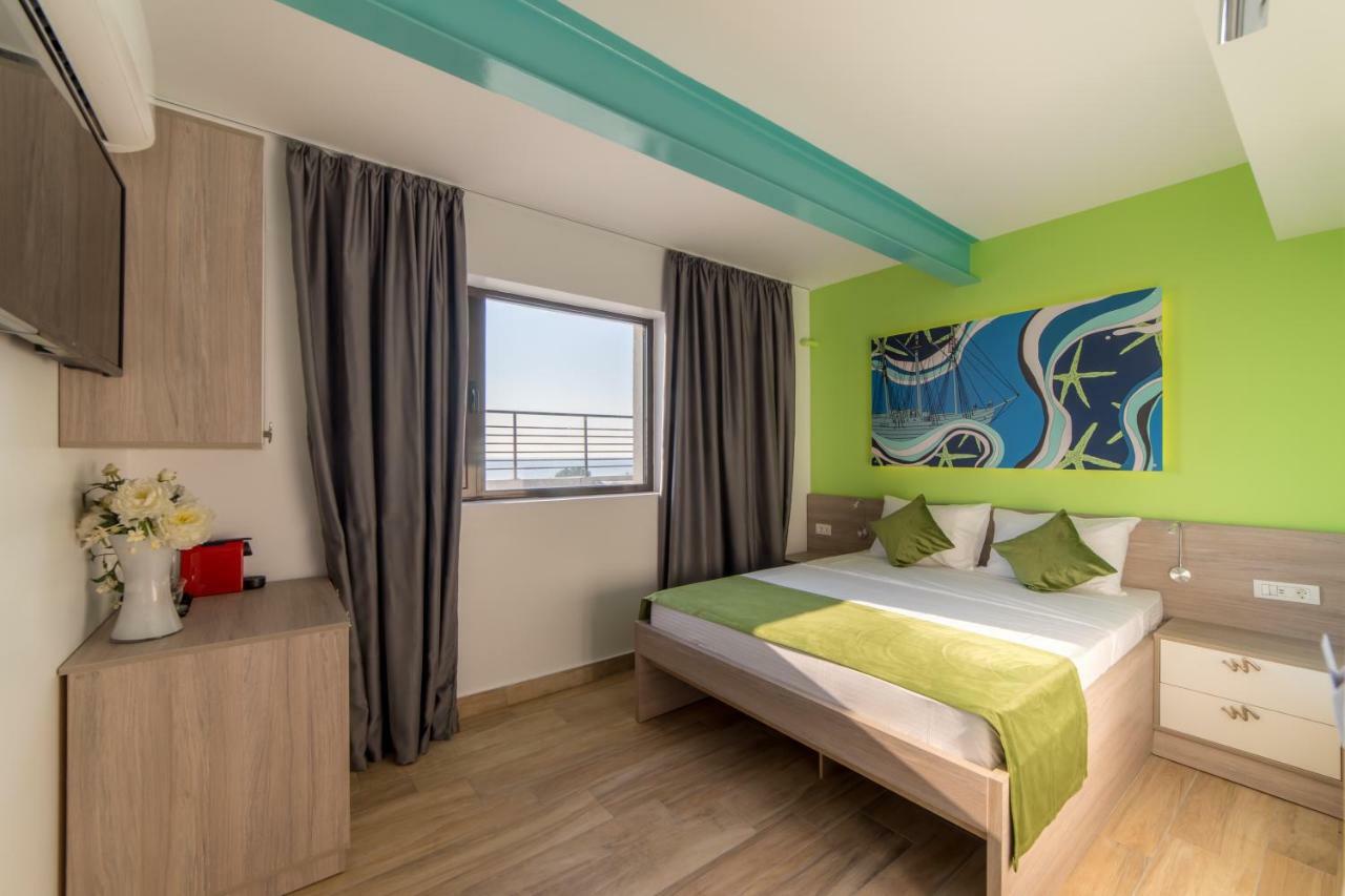 Lake Boutique Apartments & Rooms Mamaia Luaran gambar